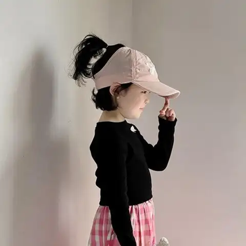 남녀 공용 호랑이 자수 야구캡 - 봄여름용 조절 가능한 캐주얼 선스크린 모자 18 여름 키즈 포니 테일 빈 탑 Duckbill 모자 활 인쇄 야구 모자 태양 빠른 건조 선 스크린 바이저