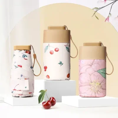 산리오 헬로 키티 블루 자동 접이식 파라솔 - 만화 디자인, 비와 햇볕을 동시에 방어하는 이중 용도 우산 19 여성용 미니 포켓 양산 및 비 우산, 6 접이식 평면 자외선 차단 우산, 소형 UV 선샤인 파라솔, 휴대용 방수